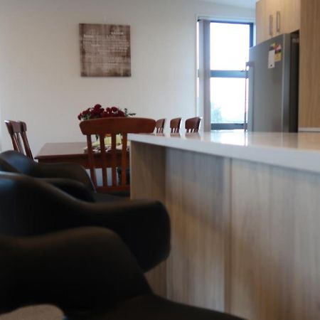 Aveen'S Apartment 10Mins From Airport Auckland Buitenkant foto